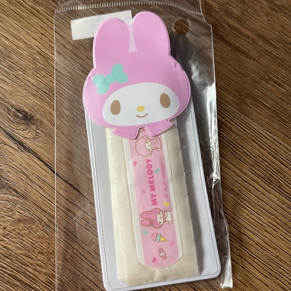 MY MELODY-NWT Fun Beauty Bundle - Picture 5 of 13